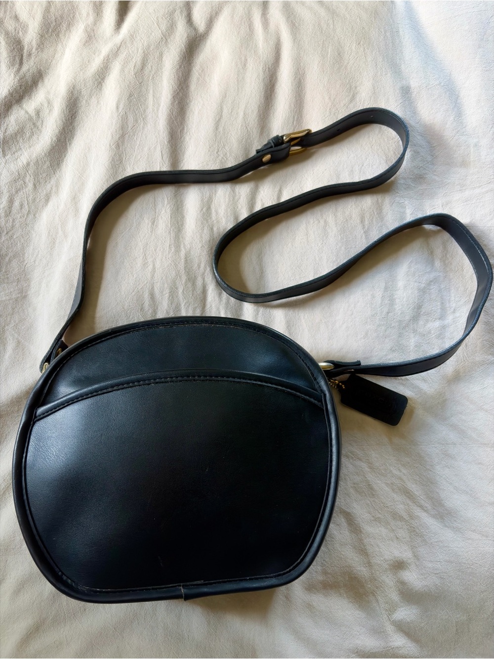 Vintage 1980’s Round Coach Chester Canteen Black Leather Crossbody Bag